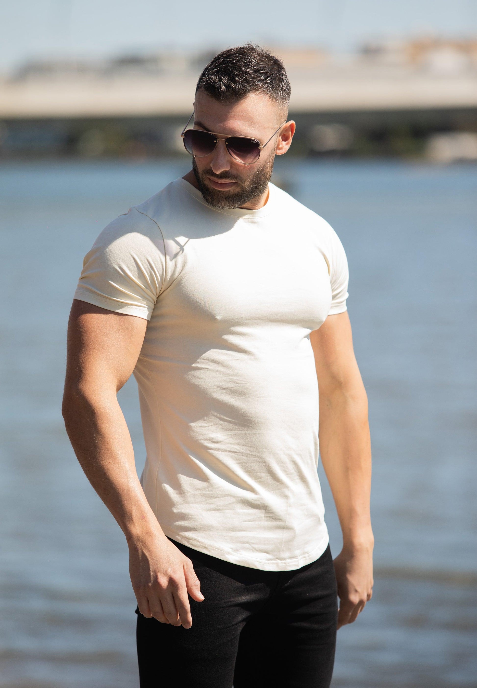 Basic Muscle Fit T-Shirt Cream - Curved Hem - Don Milyon